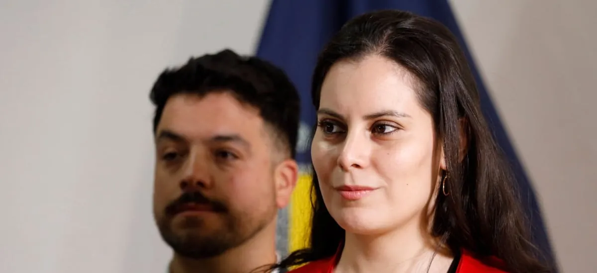 Contraloría suspende a directora jurídica de Municipalidad de Valparaíso por incumplir requerimientos de información