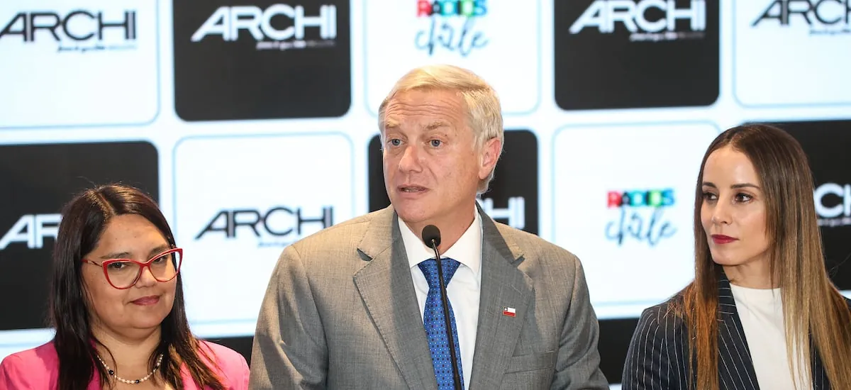 En medio de cuestionamientos a su rol: Ruth Hurtado llega al Segundo Piso y partido apuesta a rediseñar directiva