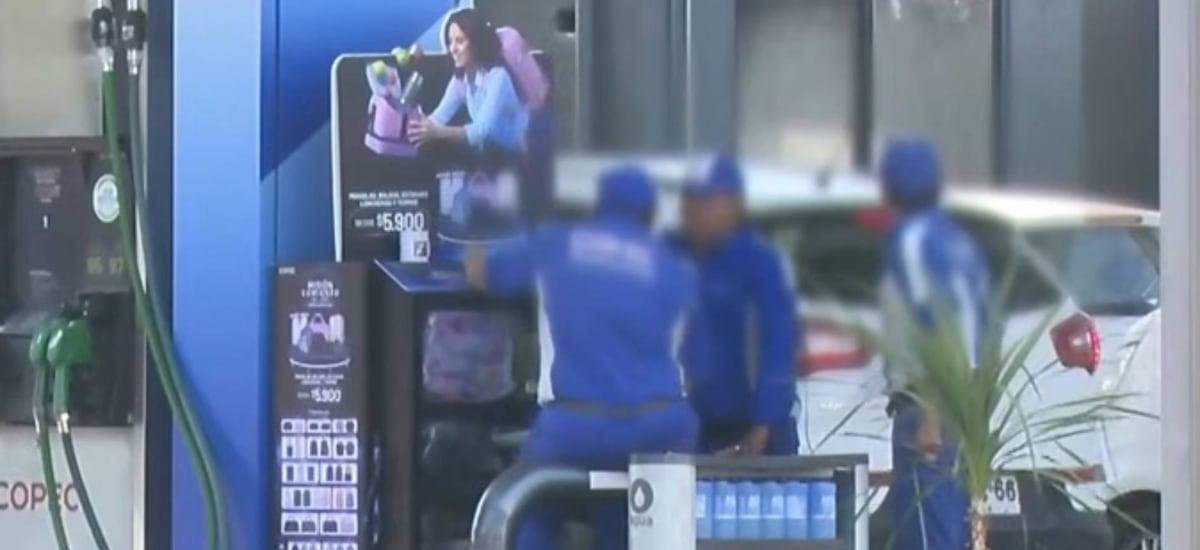 Denuncia contra bombero revela que también le silbó a pareja que se estaba besando: le trajo drásticas consecuencias