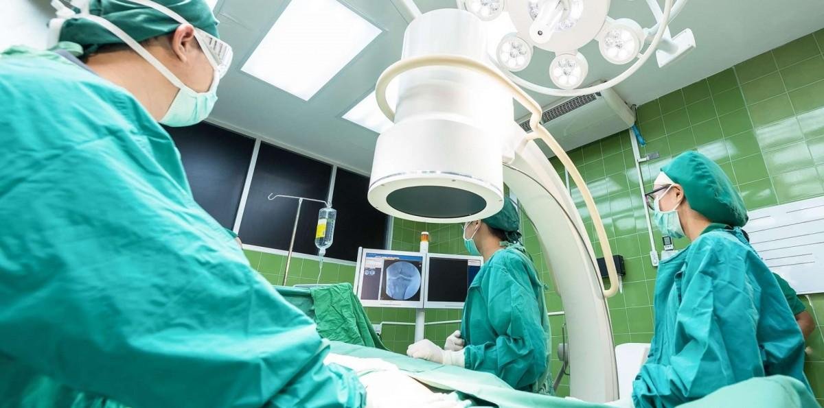 Ranking de las 250 mejores clínicas y hospitales del mundo incluye a tres recintos chilenos: Conoce cuáles son