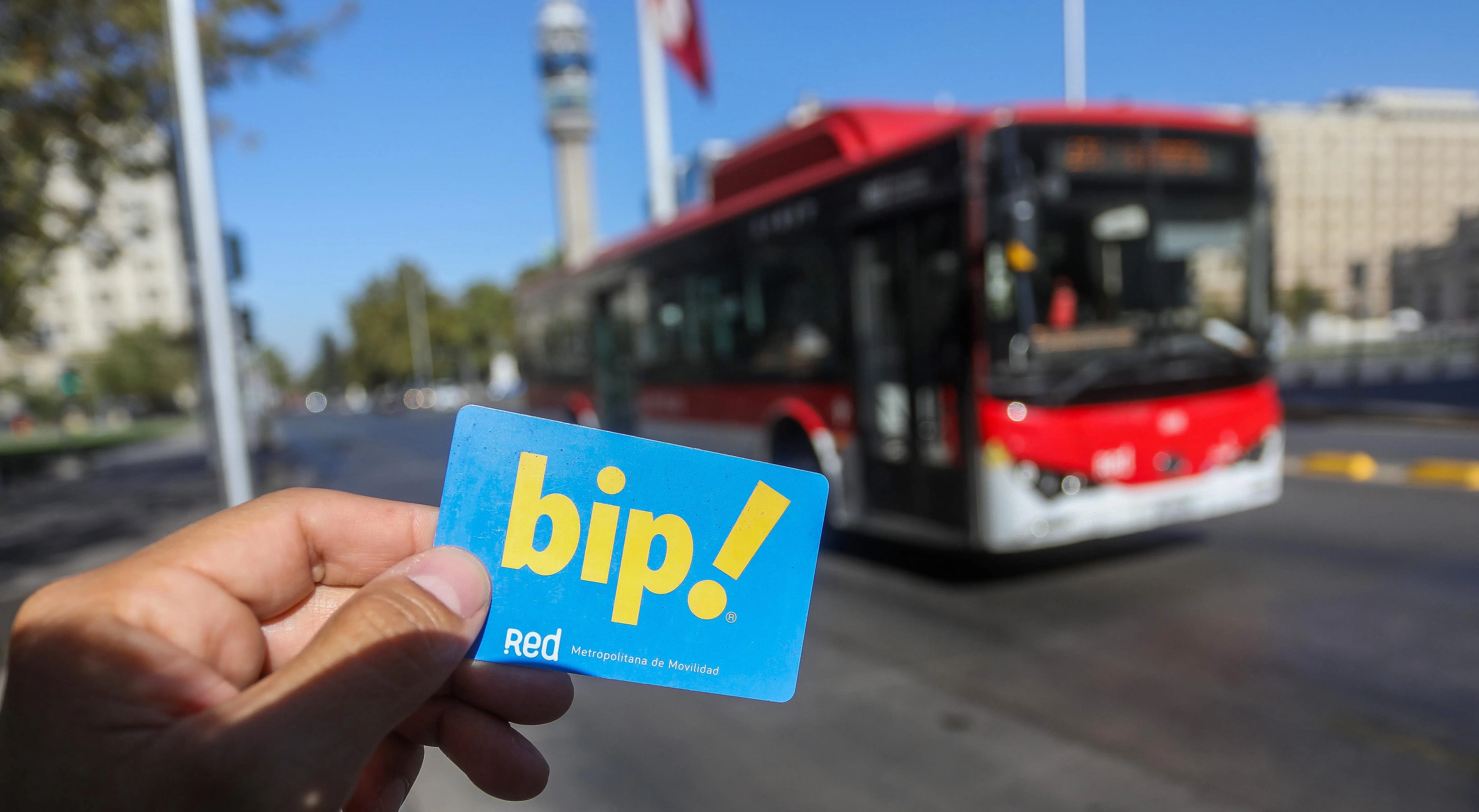 Senado aprueba proyecto que busca aumentar sanciones por evasión del pago en el transporte público