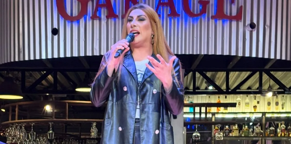 "Me pasé 7 mil pueblos": Botota Fox pide disculpas tras polémico show en Punta Arenas