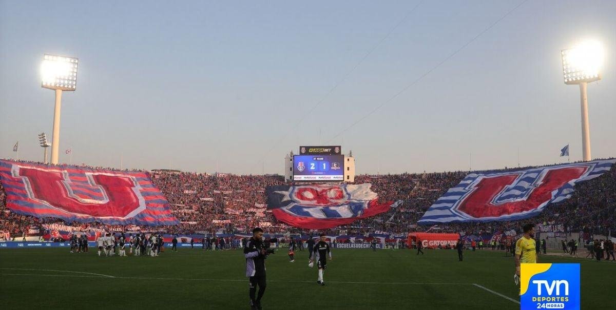 Fuerte advertencia: El lienzo que captó TODAS las miradas en la despedida de Pepe Rojas