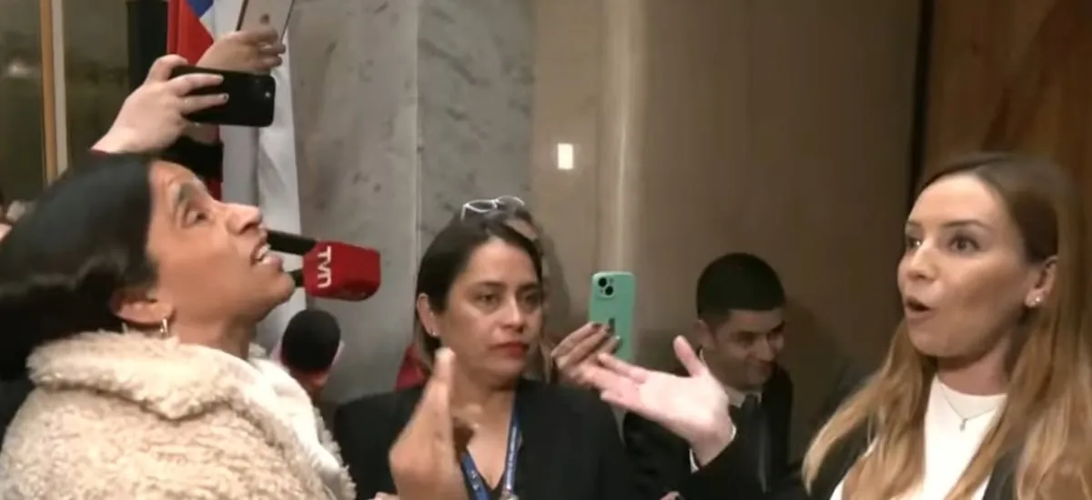 Mesa del Senado remite a Comisión de Ética enfrentamiento entre Fabiola Campillai y Camila Flores