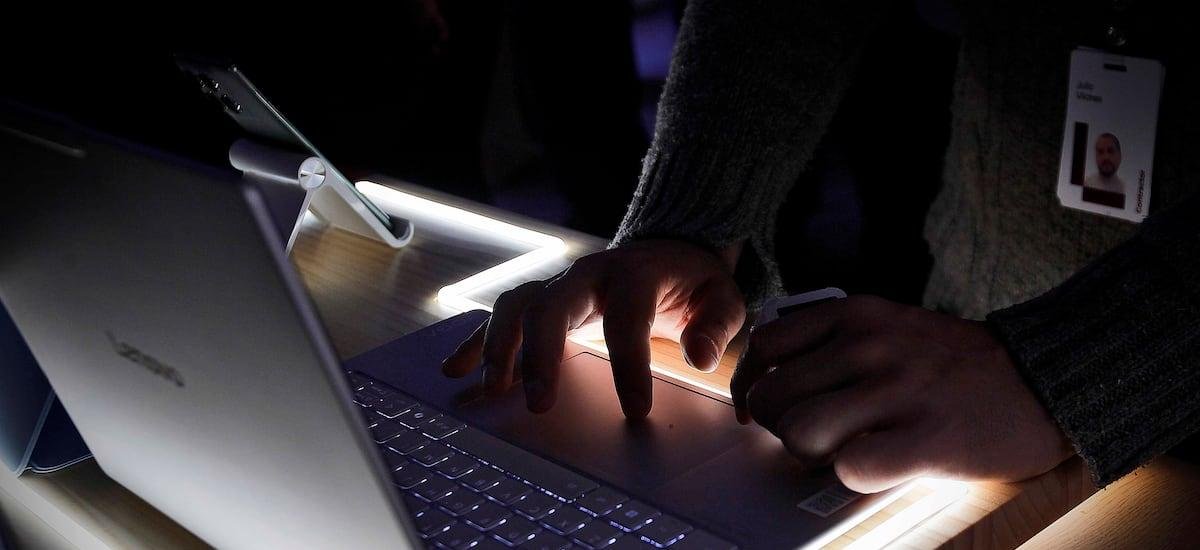 Estos son los cargos de tecnología de la información más demandados y cuánto ganan - La Tercera