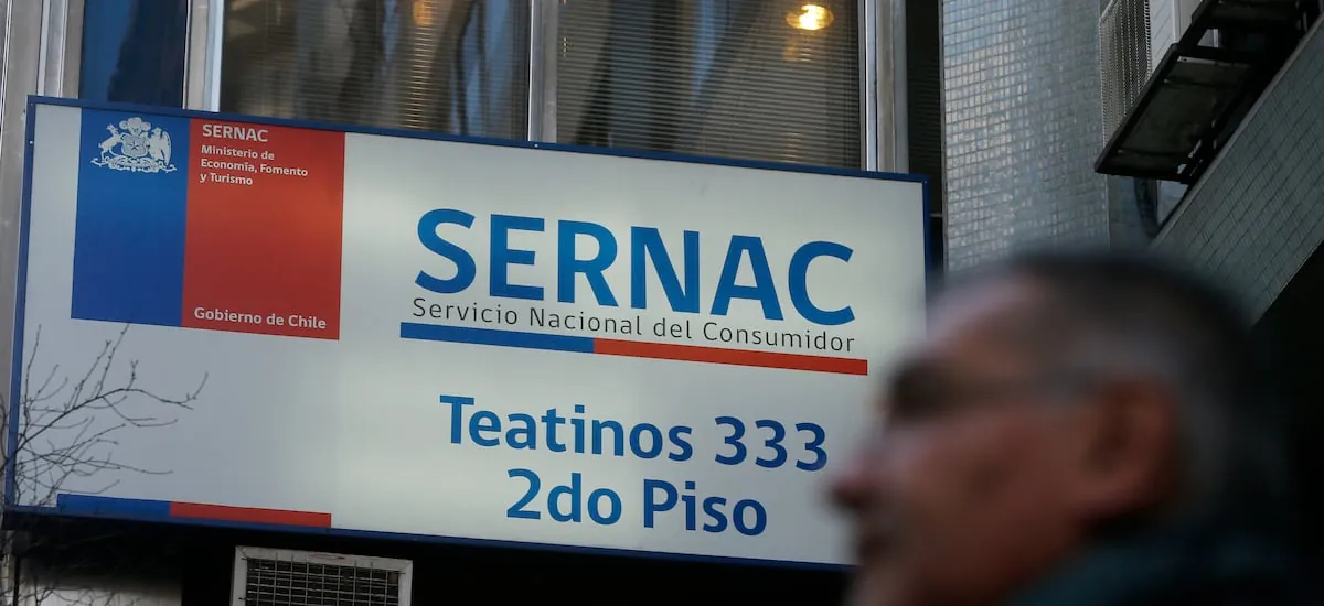 Sernac demanda a Creditú y AVLA Seguros por venta atada de seguro para créditos hipotecarios