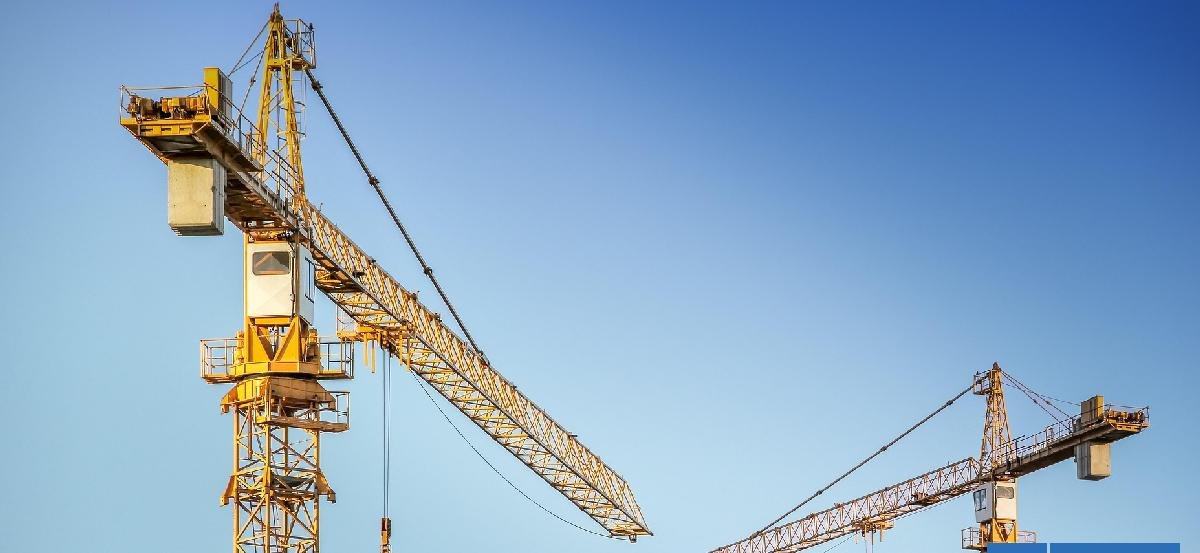 Gobierno busca "salvar" cerca de 65 mil viviendas que aún no han iniciado obras: prorrogará permisos