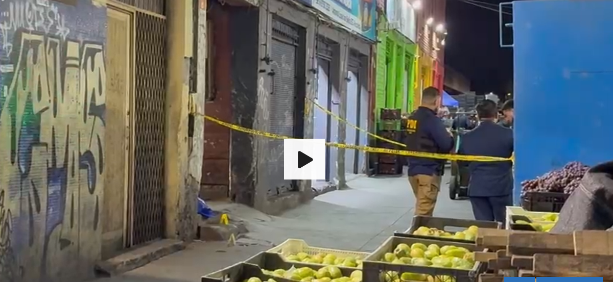 Asesinan a tiros a hombre de 54 años a pocos metros de Vega Central: fue hallado al interior de local