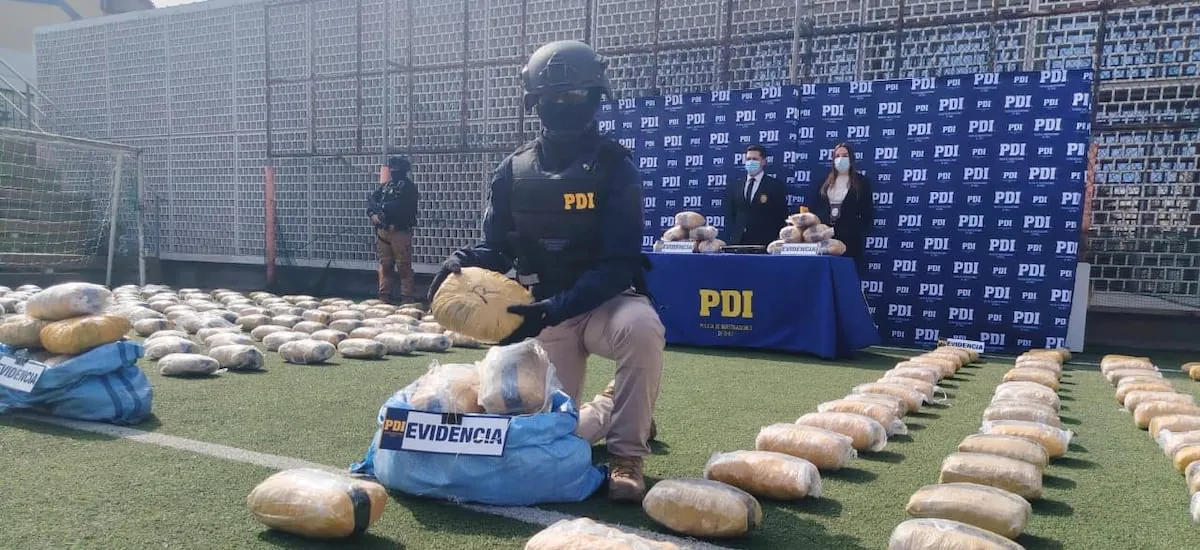 PDI desarticula red narco que utilizaba rutas mineras irregulares: sujetos llevaban 805 kilos de cannabis al centro del país