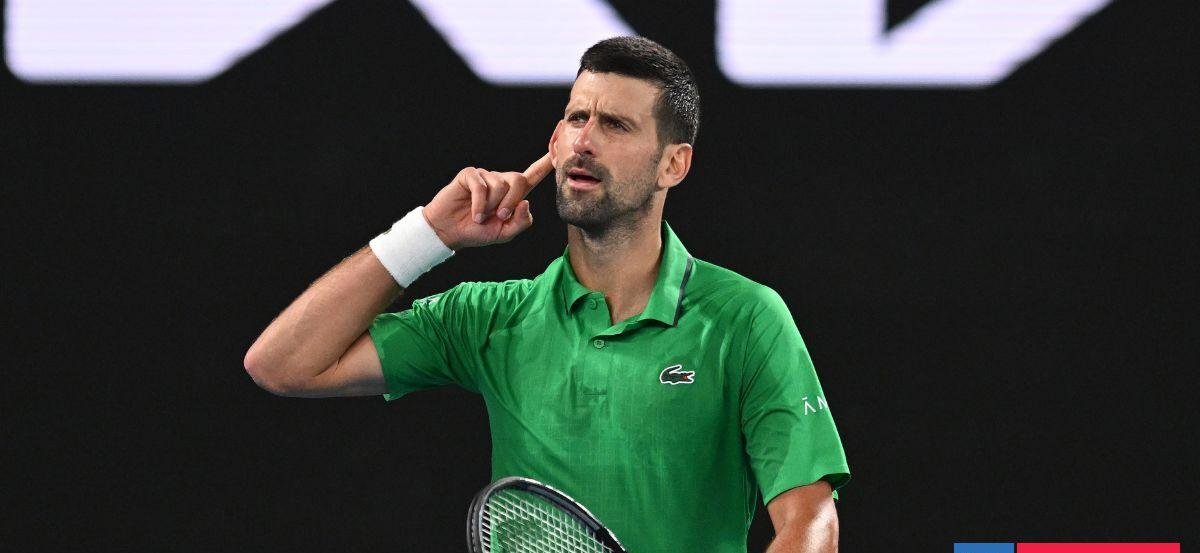 Djokovic nuevamente en la polémica: casi golpea a pasapelotas en Australian Open y sale a disculparse
