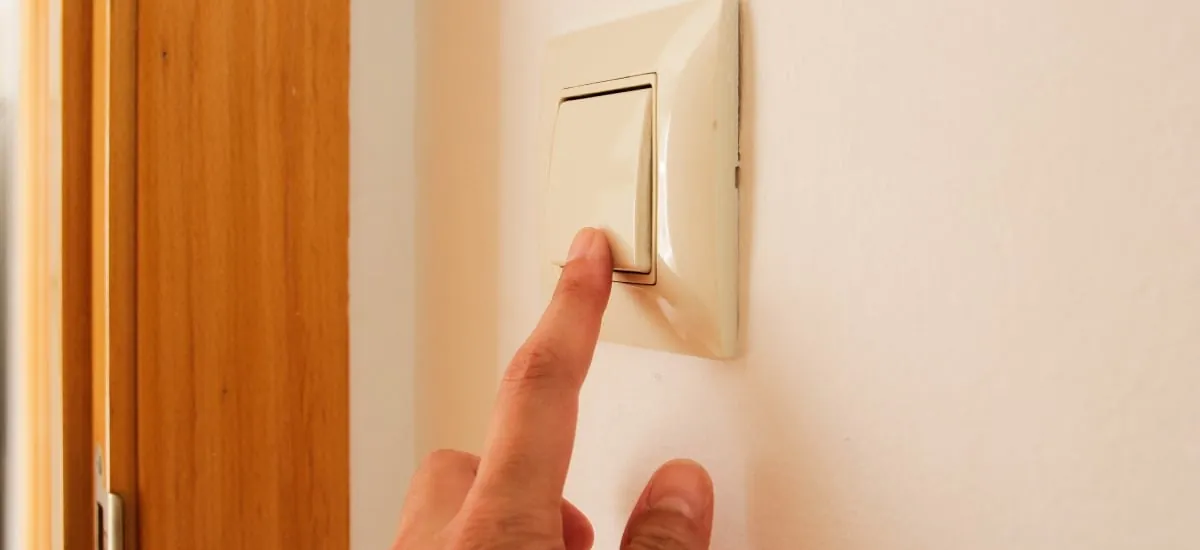 Las 10 comunas de la RM con corte de luz programado para este martes