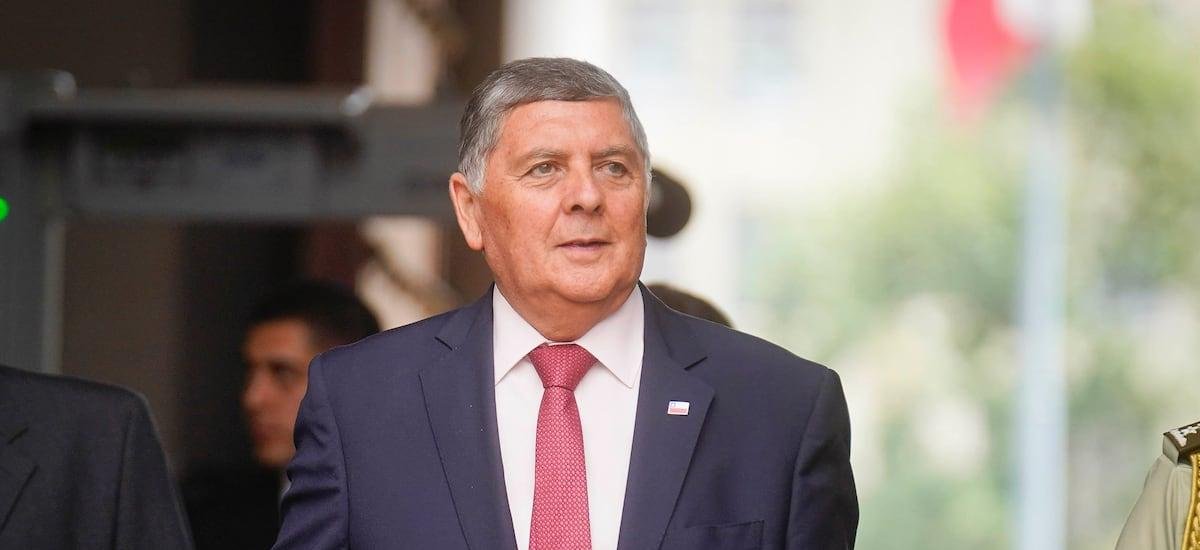 Alvarado acusa falta de transparencia de La Moneda por cable submarino chino y afirma que Kast definirá el futuro del proyecto cuando asuma