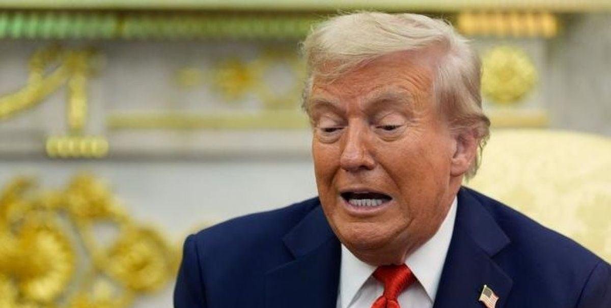 Un tribunal federal considera ilegales aranceles de Trump