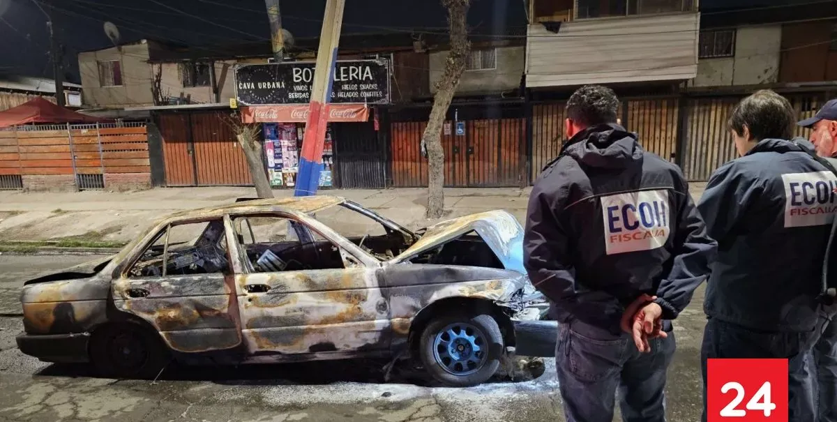 Dos adultos fallecieron y un vehículo terminó quemado tras balacera en El Bosque