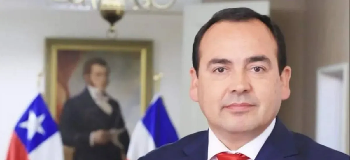 Fiscalía formaliza a alcalde de Chillán Viejo por delitos de violación y abusos sexuales