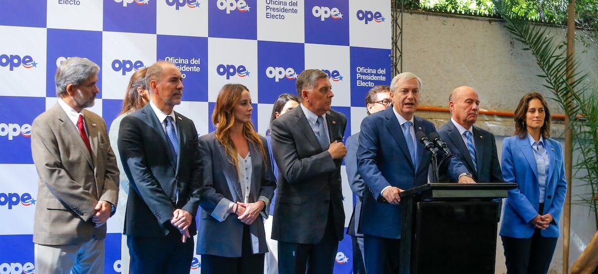 Reforzar auditoría y alinear a la derecha: la estrategia de Kast para defender su quiebre con Boric
