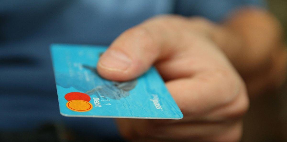 Sernac endurece postura por fraudes: bancos no pueden descartarlos sin dictamen judicial