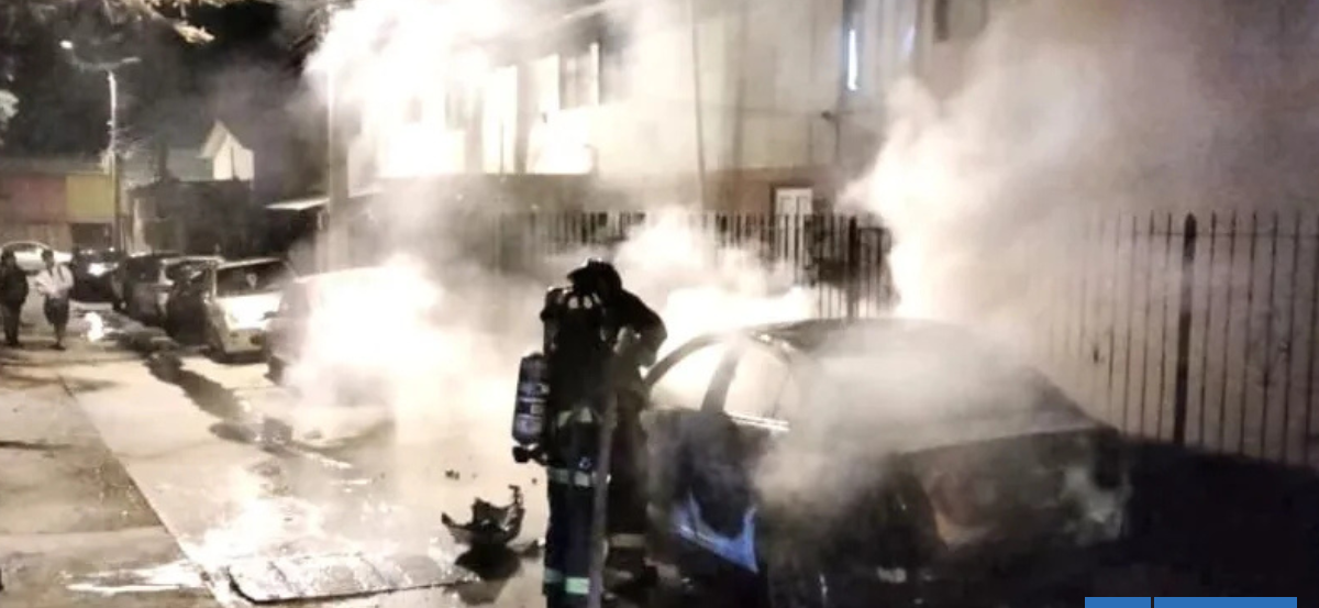 Una vivienda apedreada y un vehículo incendiado deja violento conflicto vecinal en Ovalle