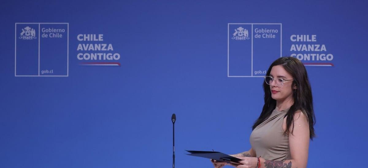 Vallejo reflota campaña de la UDI contra despidos de funcionarios en 2014 y cuestiona a la derecha por críticas actuales por “amarres”