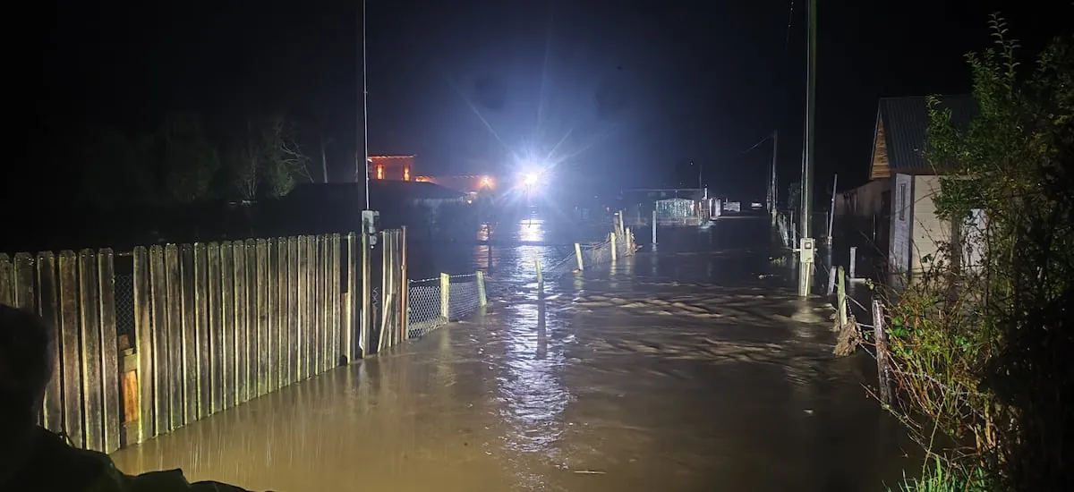 Senapred declara alerta roja para la comuna de Osorno por riesgo de desbordes
