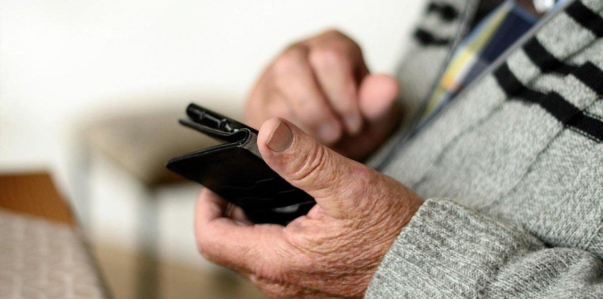 "Cuento del tío": Adultos mayores sufrieron robo de bienes en Valparaíso