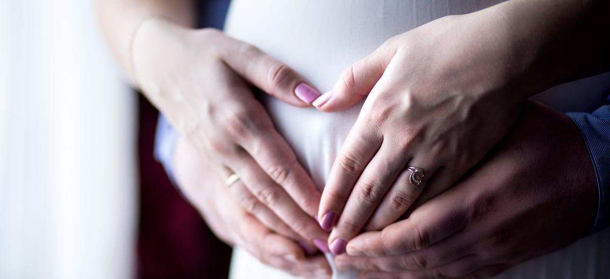 Suprema acoge recurso y ordena a Fonasa estudiar ingreso de pareja del mismo sexo a programa de fertilización asistida