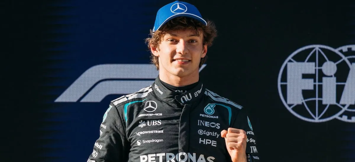 Kimi Antonelli hace historia en China y se convierte en el piloto más joven en conseguir una pole en la Fórmula 1