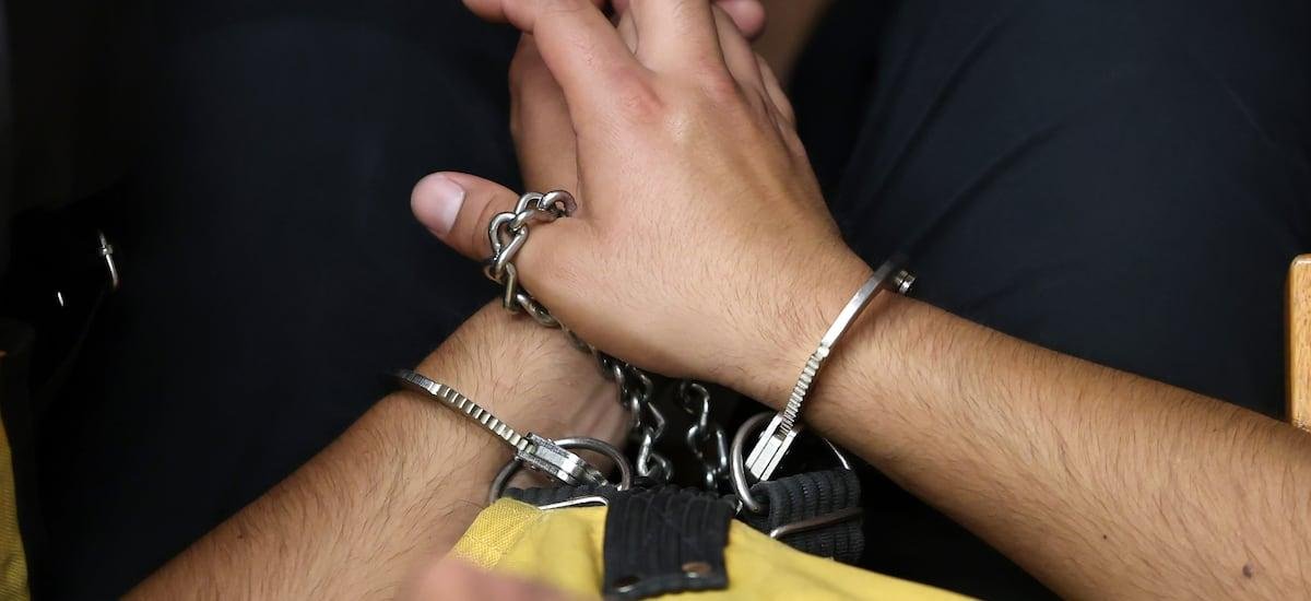 Ocho liberaciones por error: los casos que han marcado a Gendarmería en los últimos meses - La Tercera