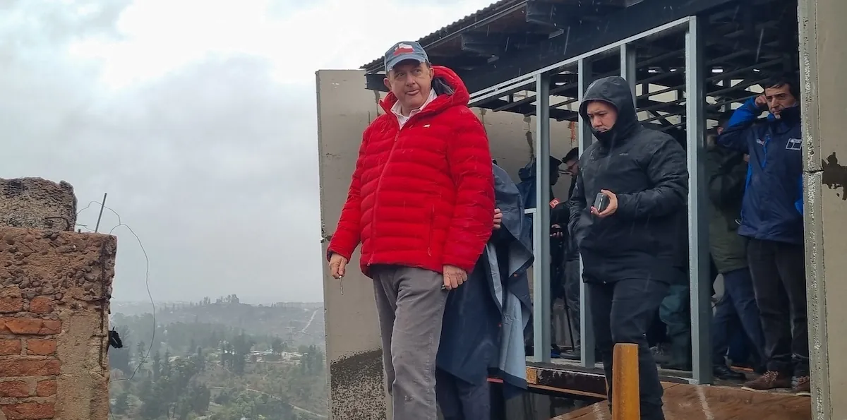 En medio de la lluvia, Poduje inspeccionó viviendas en El Olivar y ratificó su demolición