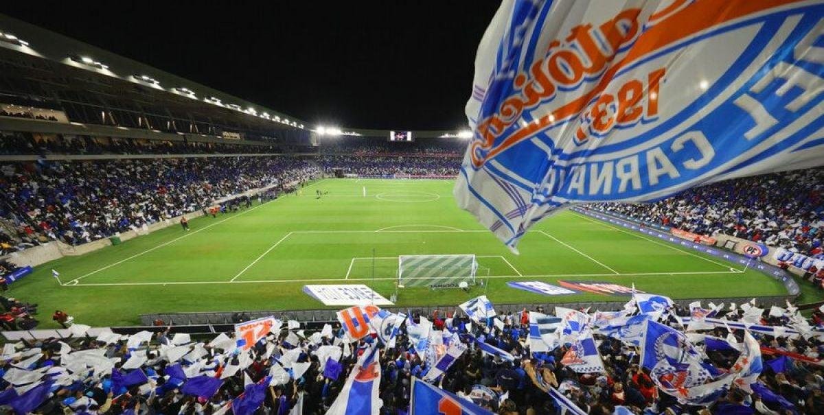 Un hito nacional: el Claro Arena de la UC inaugura el primer sistema de climatización en un estadio chileno