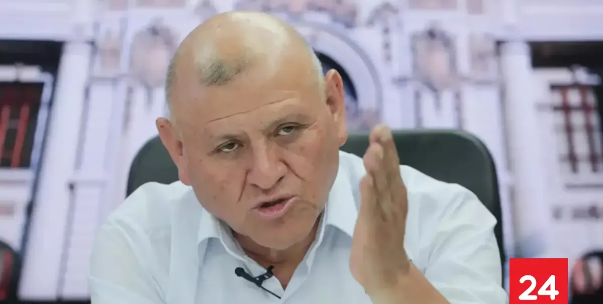 En un trágico accidente: muere el candidato presidencial peruano Napoleón Becerra