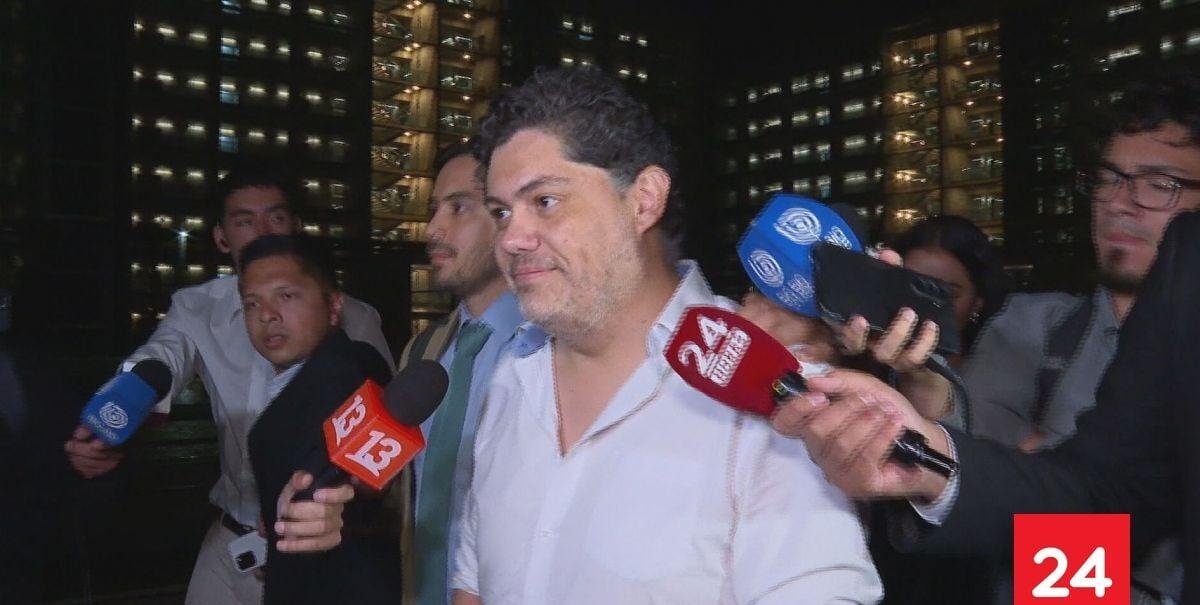 "Les pido respeto" y "todo quedó explicado en la audiencia": Alberto Larraín rompe el silencio tras formalización