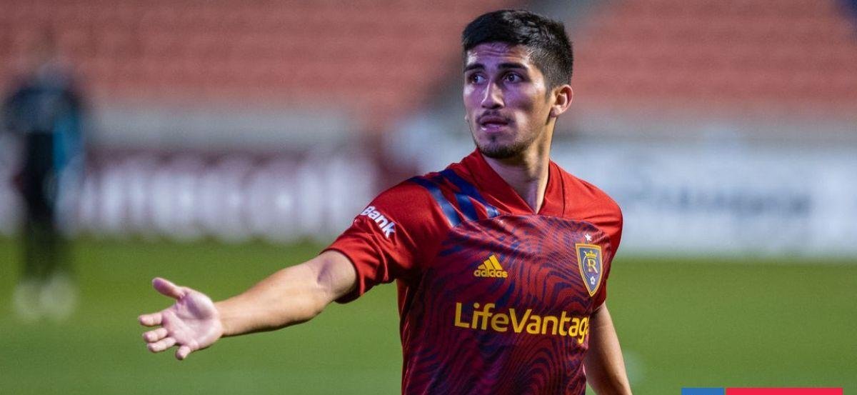 Cercanos a Pablo Ruiz destrozan a Colo Colo por frustrado fichaje: habían "pactado" para que firmara