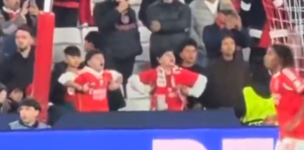 Imágenes captaron insultos racistas de hinchas de Benfica en duelo con Real Madrid