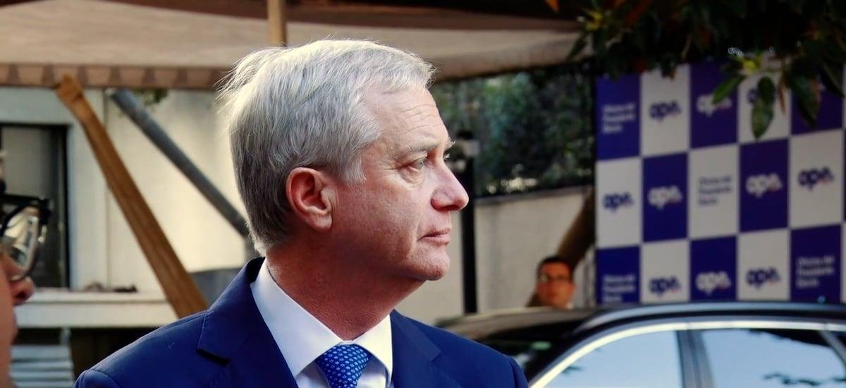En la recta final para el cambio de mando: líderes de Chile Vamos llegan hasta “La Moneda chica” para reunirse con Kast