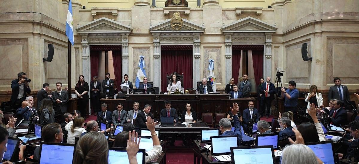 Otro triunfo para Milei: Senado de Argentina aprueba reforma a ley de glaciares que destraba inversiones mineras