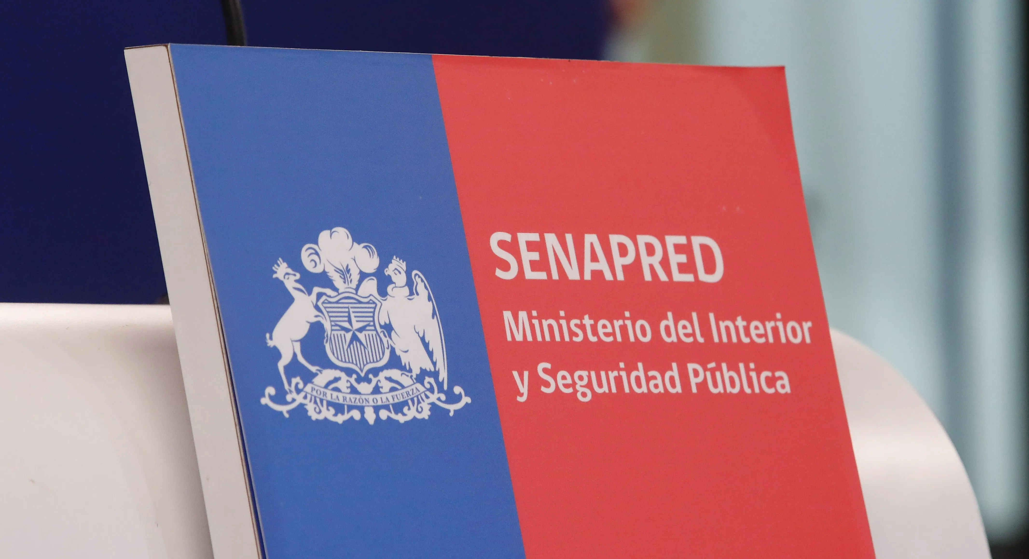 Más de 20.000 hogares sin luz: Senapred reporta daños por sistema frontal que afecta al centro y sur de Chile