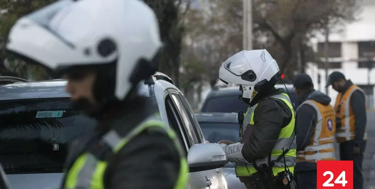 Restricción vehicular: revisa las patentes que no podrán circular este martes 19 de mayo