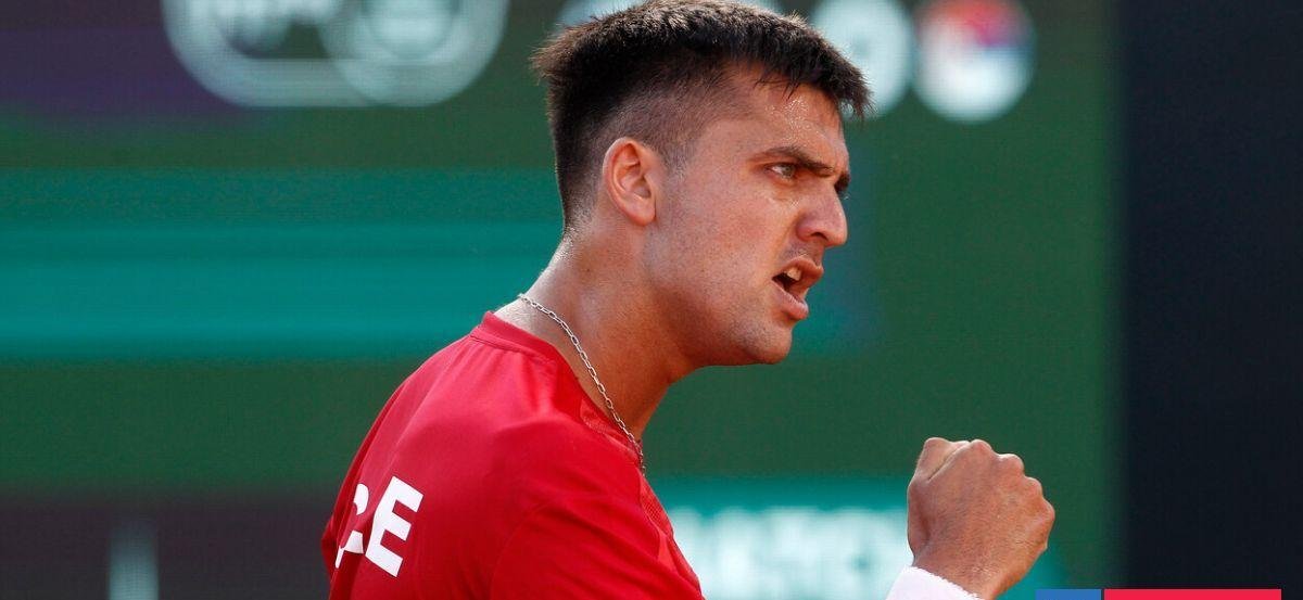 Tomás Barrios aprovechó retiro de Seyboth-Wild y avanzó a octavos de final del ATP de Buenos Aires