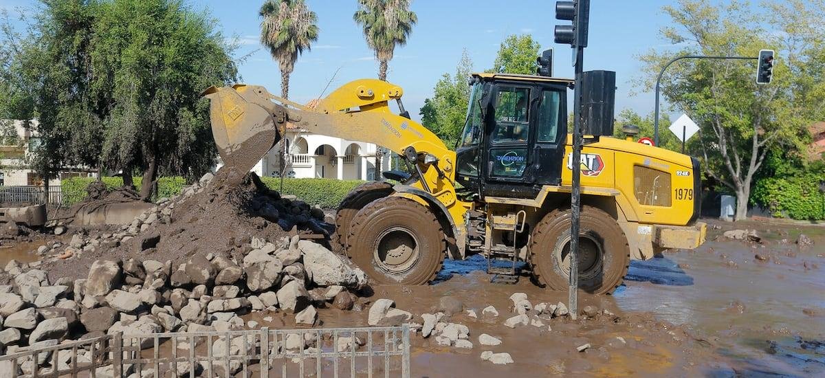 Senapred reporta el total de afectaciones que dejó temporal en la RM: inundaciones, anegamientos y remoción de masa