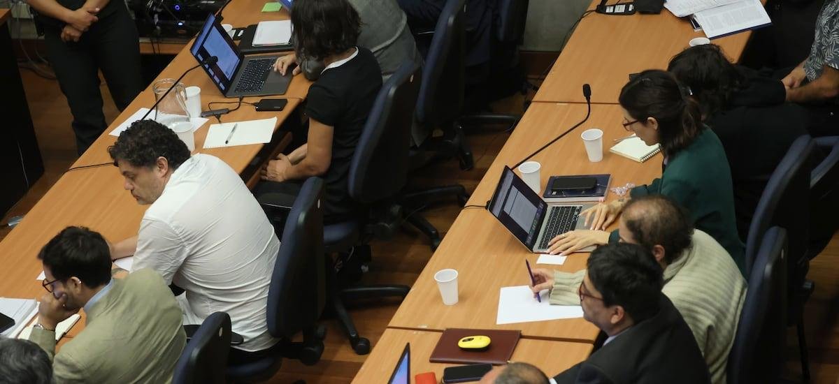 Fiscalía no acreditó delitos: juez desestima prisión preventiva para Larraín y otros imputados tras formalización de ProCultura