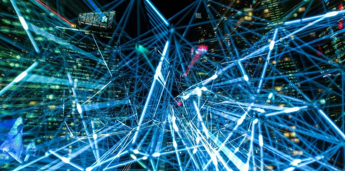 Expertos alertan por nuevos fraudes digitales generados con IA: cómo detectar imágenes, audios y videos falsos