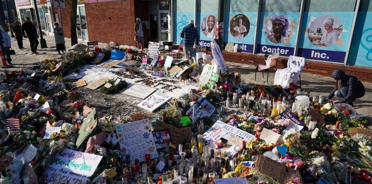 Casa Blanca calificó de "tragedia" la muerte en Minéapolis y culpó a los demócratas