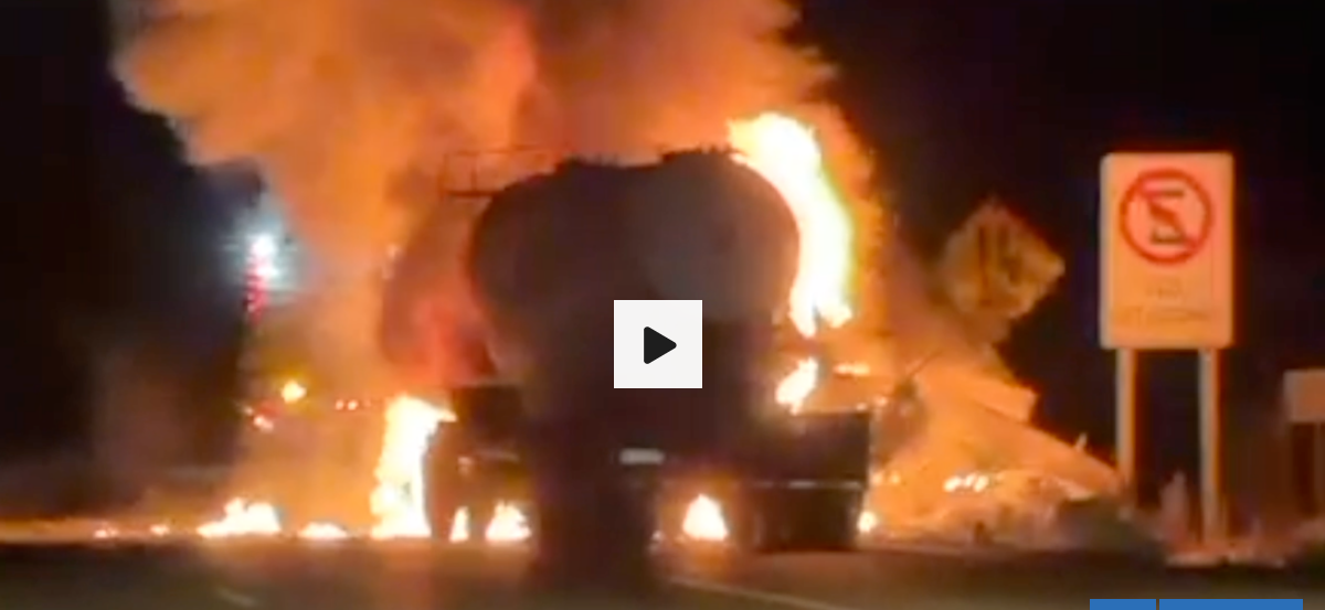 Camión se incendia tras chocar con otra máquina en Ruta 5 Norte: un conductor murió