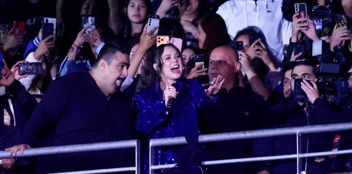 Sorprendió al Monstruo: Vocalista de Jesse & Joy entró por la galería e hizo estallar la Quinta Vergara en Viña 2026