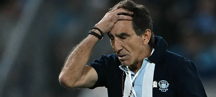 Gustavo Costas es despedido como técnico de Racing de Argentina