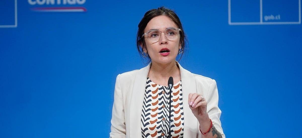 Tras cuestionamientos de Alvarado al gobierno por cable chino: Vallejo pide “solidaridad y respeto” para Muñoz