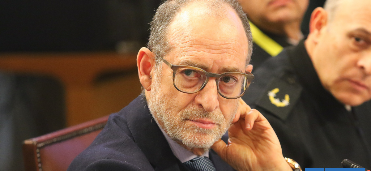 A días del cambio de mando, subsecretario Eidelstein nombra a exasesora en cargo de planta en Defensa