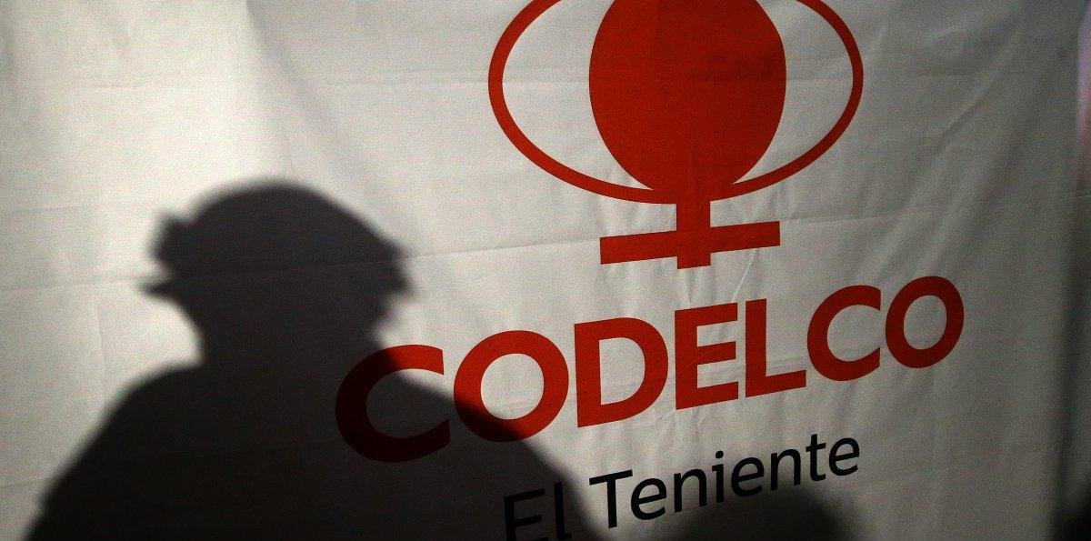 Fiscalía ordenó allanamiento a oficinas de Codelco y domicilios de exejecutivos