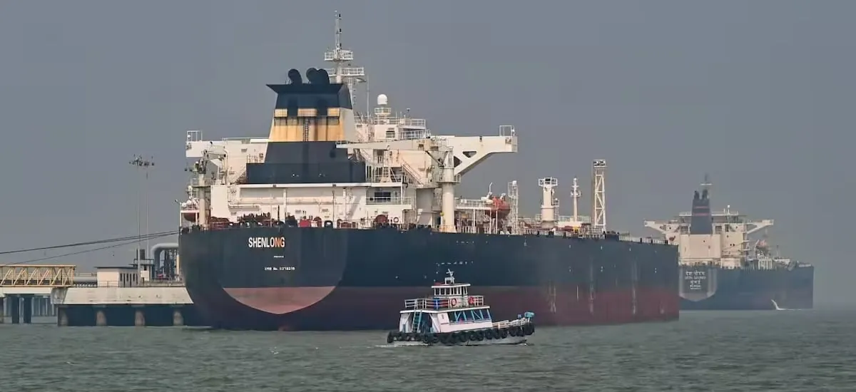 Irán interrumpe el tráfico de petroleros por el estrecho de Ormuz tras ataques de Israel a Líbano